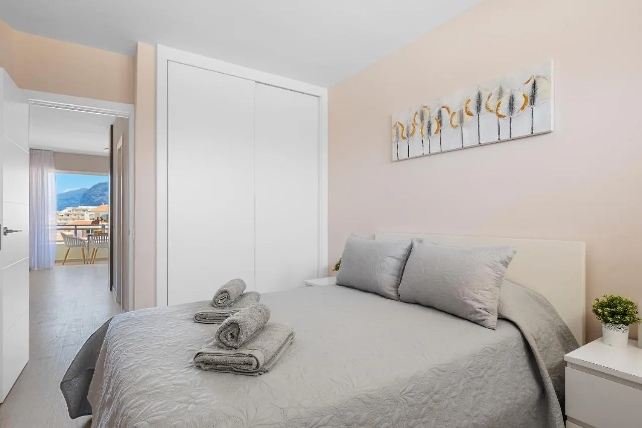 Appartamento Ocean View Arenas Negras, Newly Renovated Puerto de Santiago  Spagna