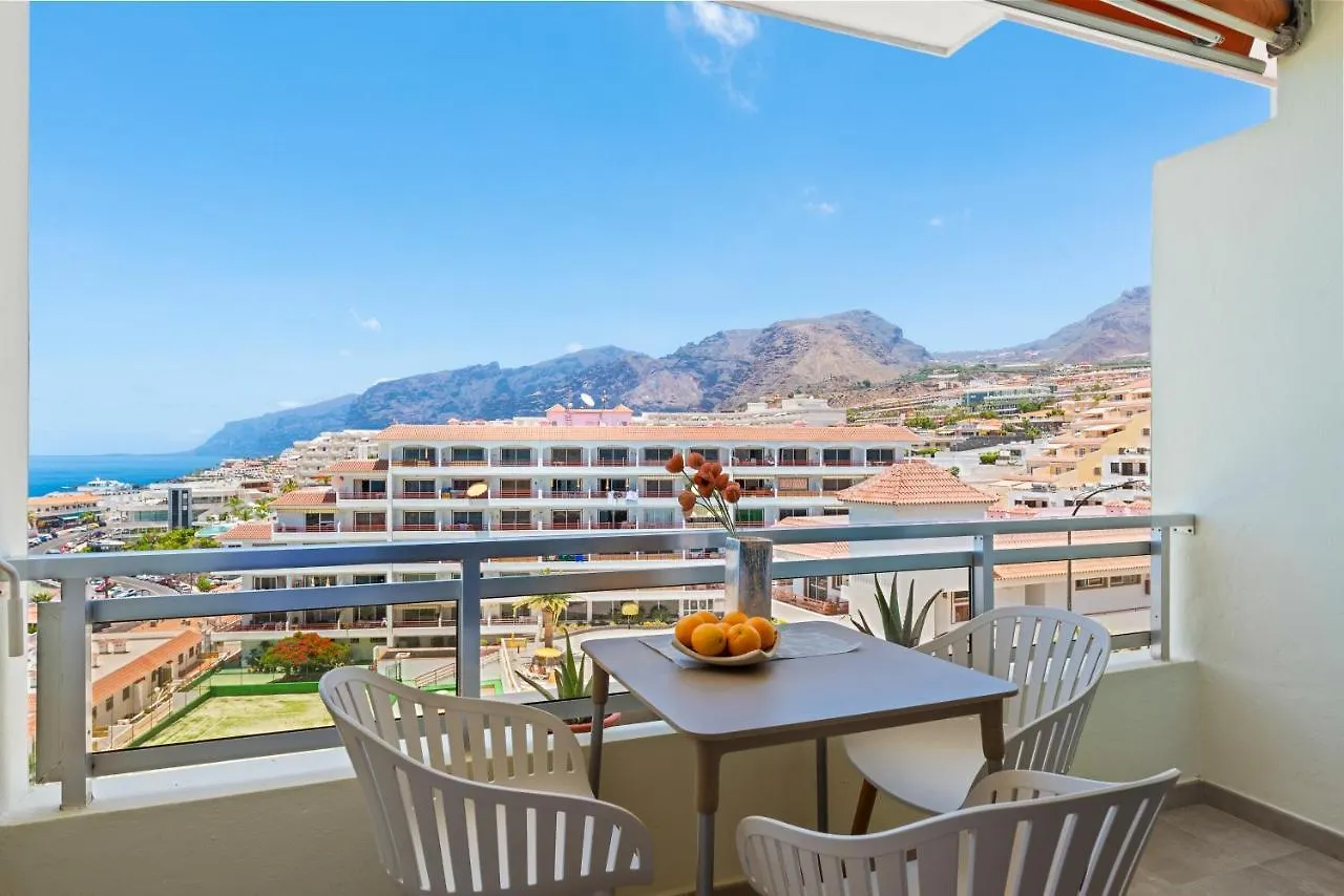 Ocean View Arenas Negras, Newly Renovated Apartment Puerto de Santiago